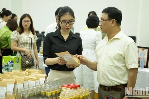 Đà Nẵng và Tuyên Quang kết nối cung cầu hàng hóa