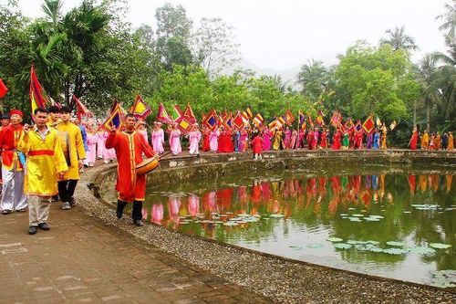 Hội làng Đông Sơn ở thành phố Thanh Hóa