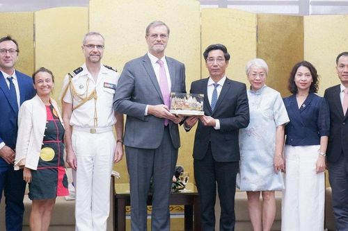 Lãnh đạo thành phố Đà Nẵng tiếp Đại sứ Pháp