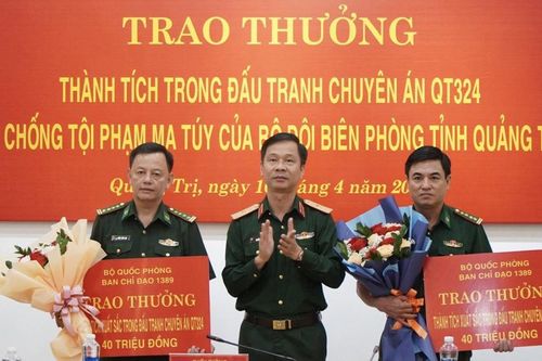 Bộ Quốc phòng trao thưởng hai đơn vị Biên phòng trong triệt phá đường dây ma túy xuyên quốc gia