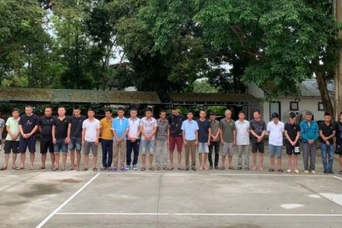Triệt phá sới gà, khởi tố 7 bị can