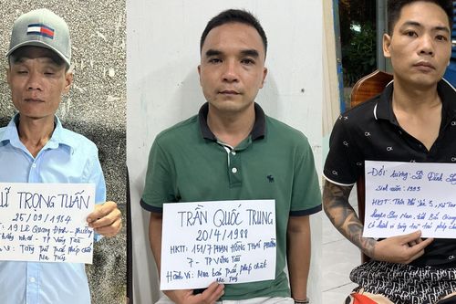 Cảnh sát biển bắt 3 đối tượng tàng trữ ma túy bán cho ngư dân