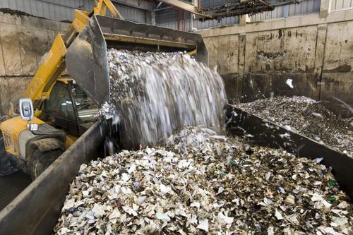 Tội vi phạm quy định về quản lý chất thải nguy hại bị xử lý như thế nào?
