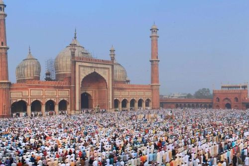 Người dân Algeria lan tỏa niềm vui trong ngày đầu tiên của dịp lễ Eid al-Fitr