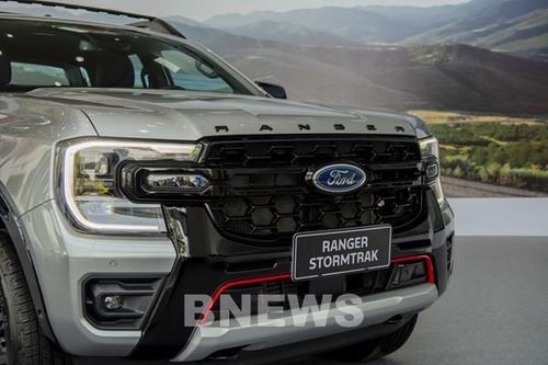 Ford Việt Nam ra mắt Everest Platinum và Ranger Stormtrak, giá từ 1,039 tỷ đồng