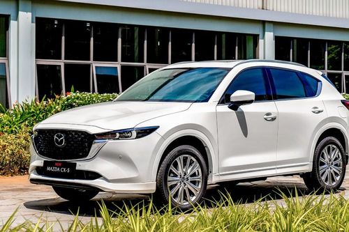 Mazda CX-5 bất ngờ giảm giá bán, giá từ 749 triệu đồng
