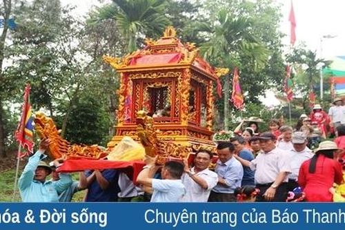 Nét đẹp Lễ hội Phủ Vàng năm 2024