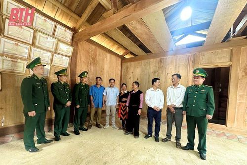 Ấm áp tình quân dân từ những 'Mái ấm biên cương'
