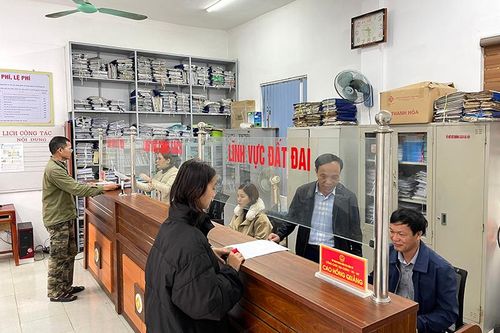 Cẩm Thủy xây dựng 'Chính quyền thân thiện, vì Nhân dân phục vụ'