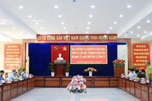 Chú trọng xây dựng quy chế làm việc