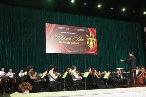 Chương trình hòa nhạc 'Khánh Hòa - biển, tình yêu và nỗi nhớ'