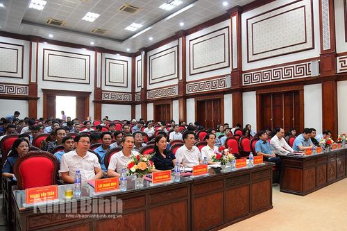 Huyện ủy Hoa Lư quán triệt, triển khai thực hiện các văn bản của Bộ Chính trị, Ban Bí thư