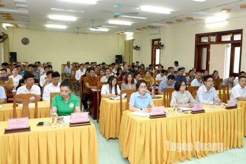 120 cán bộ, hội viên nông dân được tập huấn chuyển đổi số và phát triển sản phẩm OCOP