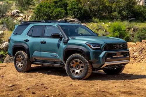 Toyora 4runner 2025 ra mắt với động cơ mới