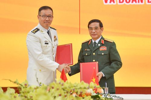 Bộ Quốc phòng Việt Nam - Trung Quốc ký biên bản ghi nhớ về hải quân