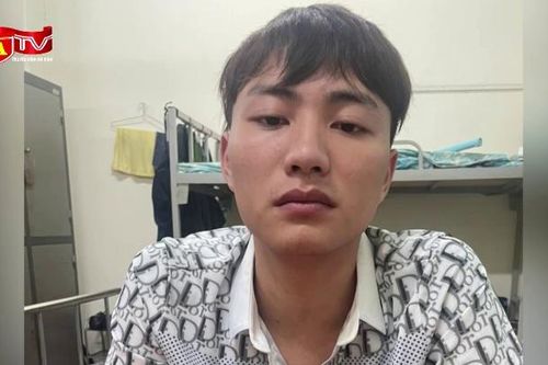 Găm súng 'dạo phố ' gặp ngay lực lượng 141