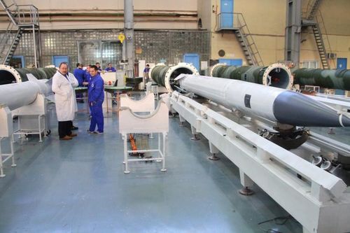 Báo Đức kinh ngạc trước tốc độ sản xuất của các nhà máy công nghiệp quốc phòng Nga