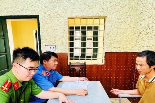 Hưng Yên: Phê chuẩn quyết định khởi tố bị can, lệnh tạm giam đối tượng 'phóng hỏa' đốt nhà 'con nợ'