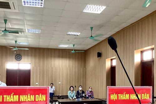 Lừa đảo thầy giáo cũ, thạc sĩ lĩnh án 7 năm tù