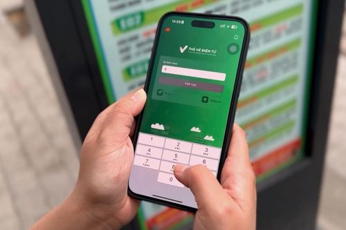 Người dân nói gì về thẻ vé xe buýt 'ảo'?