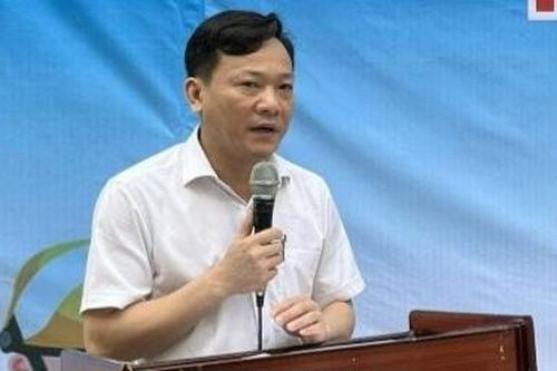 Công an Hà Nội bắt tạm giam Chủ tịch phường Nghĩa Đô Chử Mạnh Hùng