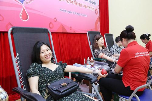 Trung bình mỗi tháng cả nước tiếp nhận 130.000 đơn vị máu