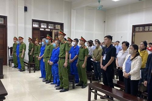 TUYÊN ÁN cựu Giám đốc Công an thành phố; Chi cục trưởng, Đội Phó Đội kiểm tra Thuế...