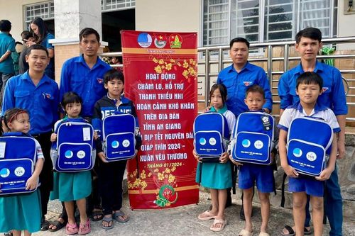 Kỷ niệm 30 năm thành lập Trung tâm Công tác xã hội Thanh thiếu niên