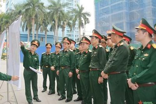 Thượng tướng Vũ Hải Sản làm việc tại Học viện Kỹ thuật Quân sự về công tác hậu cần, đầu tư xây dựng cơ bản