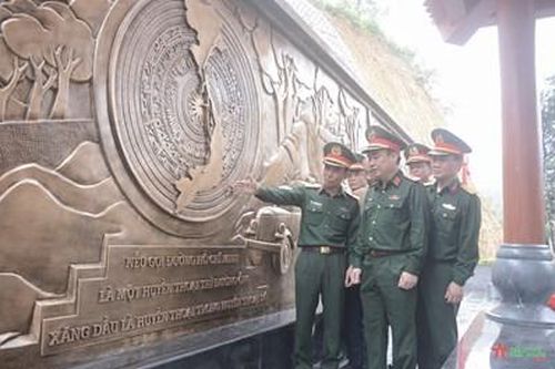 Cục Xăng dầu (Tổng cục Hậu cần) khánh thành công trình nâng cấp Nhà bia Di tích Điểm đầu tuyến ống xăng dầu