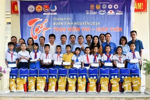 Trung tâm Công tác xã hội thanh thiếu niên: 30 năm 'tận hiến và phụng sự'