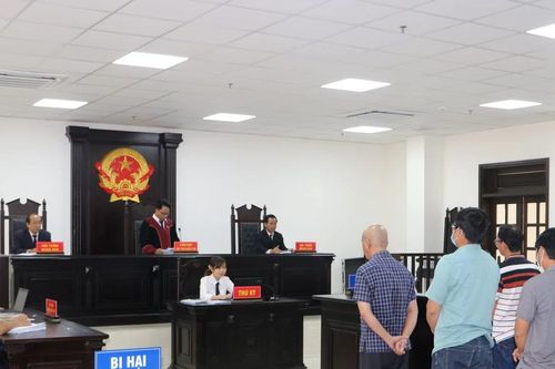 Vi phạm cho vay, 2 cựu giám đốc ngân hàng ở Cà Mau và Bạc Liêu lãnh án tù
