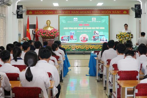 Mọi ý tưởng khởi nghiệp của học sinh đều đáng được trân trọng, đồng hành