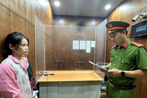 'Mẹ mìn' bắt cóc 2 bé gái ở TPHCM bị khởi tố thêm tội danh