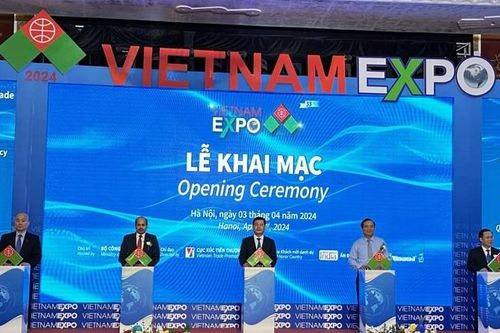 Vietnam Expo 2024: Firefront Việt Nam 'trình làng' bình chữa cháy mới