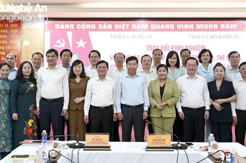 Lãnh đạo tỉnh Nghệ An làm việc tại Bình Phước bàn hợp tác phát triển giữa hai tỉnh