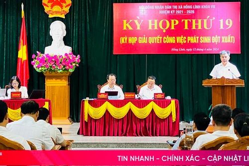 HĐND các địa phương thông qua nhiều nghị quyết quan trọng