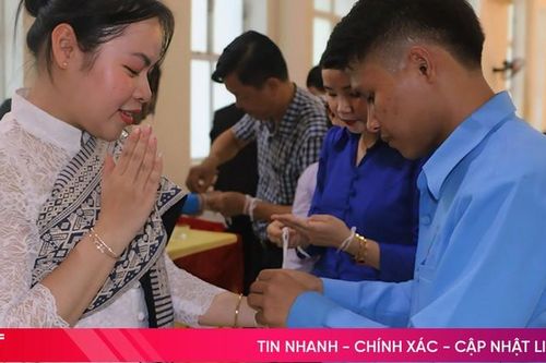Lưu học sinh Lào tại Hà Tĩnh vui tết Bunpimay