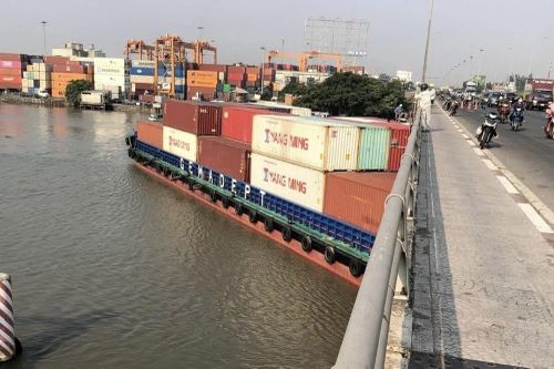Vụ sà lan va chạm cầu Đồng Nai: Đề nghị giữ phương tiện, xác minh nguyên nhân