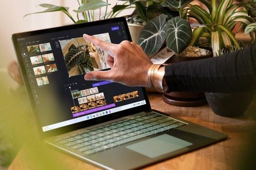 Microsoft tự tin có thể đánh bại MacBook Air M3 bằng 'con át chủ bài' này