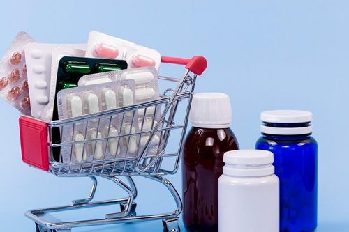 Ngành dược phẩm 2024: Điểm sáng đến từ sự già hóa dân số và nhu cầu chi tiêu tăng