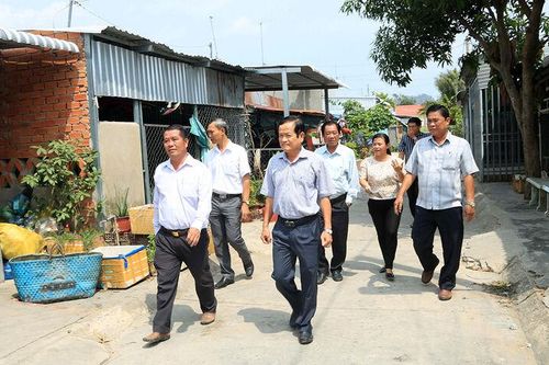 Huyện Thoại Sơn đề nghị nguồn vốn sửa chữa hạ tầng kỹ thuật các cụm dân cư vượt lũ