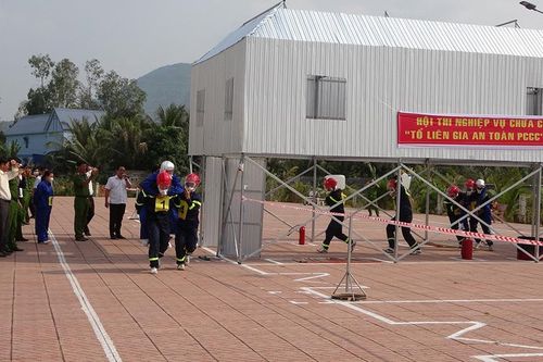 Tri Tôn nâng cao nghiệp vụ chữa cháy từ cơ sở