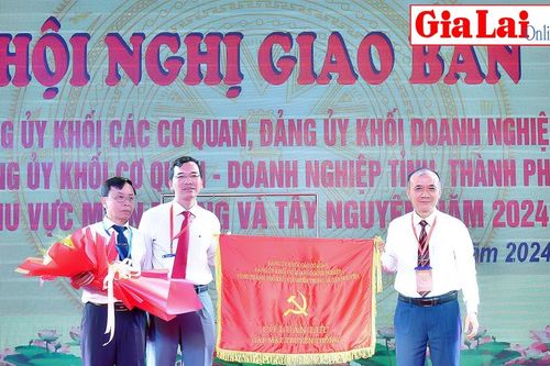 Tiếp tục nâng cao năng lực lãnh đạo, sức chiến đấu của tổ chức Đảng