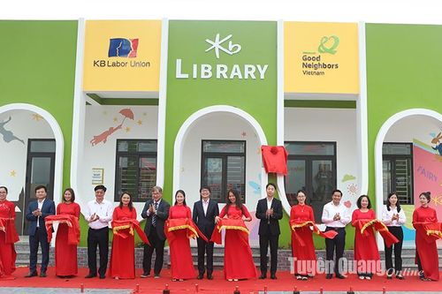 Khánh thành thư viện trường học ở Thiện Kế