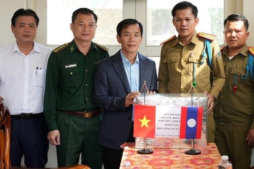 Lãnh đạo tỉnh thăm, chúc Tết Bunpimay