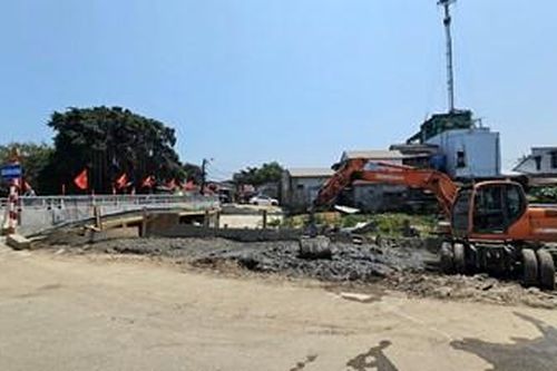 Phân tích bùn nạo vét công trình khơi thông hói Phát Lát để xử lý ô nhiễm