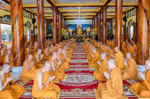 Khóa tu truyền thống Khất sĩ lần thứ 34 tại tịnh xá Ngọc Cẩm (TP.Hội An, Quảng Nam)