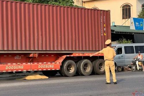 Kinh hoàng tai nạn liên hoàn trên quốc lộ 1A ở Quảng Trị