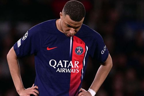 Mbappe bị công kích